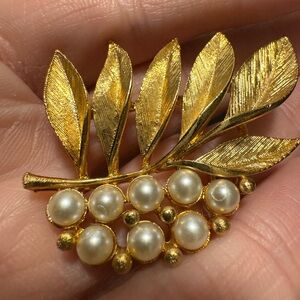 Vintage Stamped Alan J Gold Toned and Faux Pearl Leaf Brooch